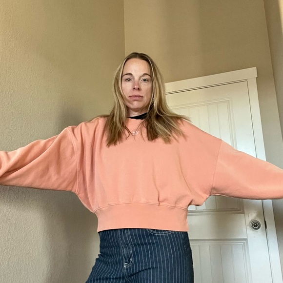 Adidas Dolman Sleeve Cropped Crewneck Sweatshirt – Peach – Size Small - Picture 7 of 10